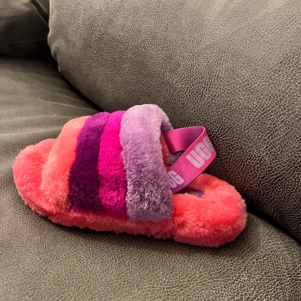 Ugg Slides - Picture 6 of 9